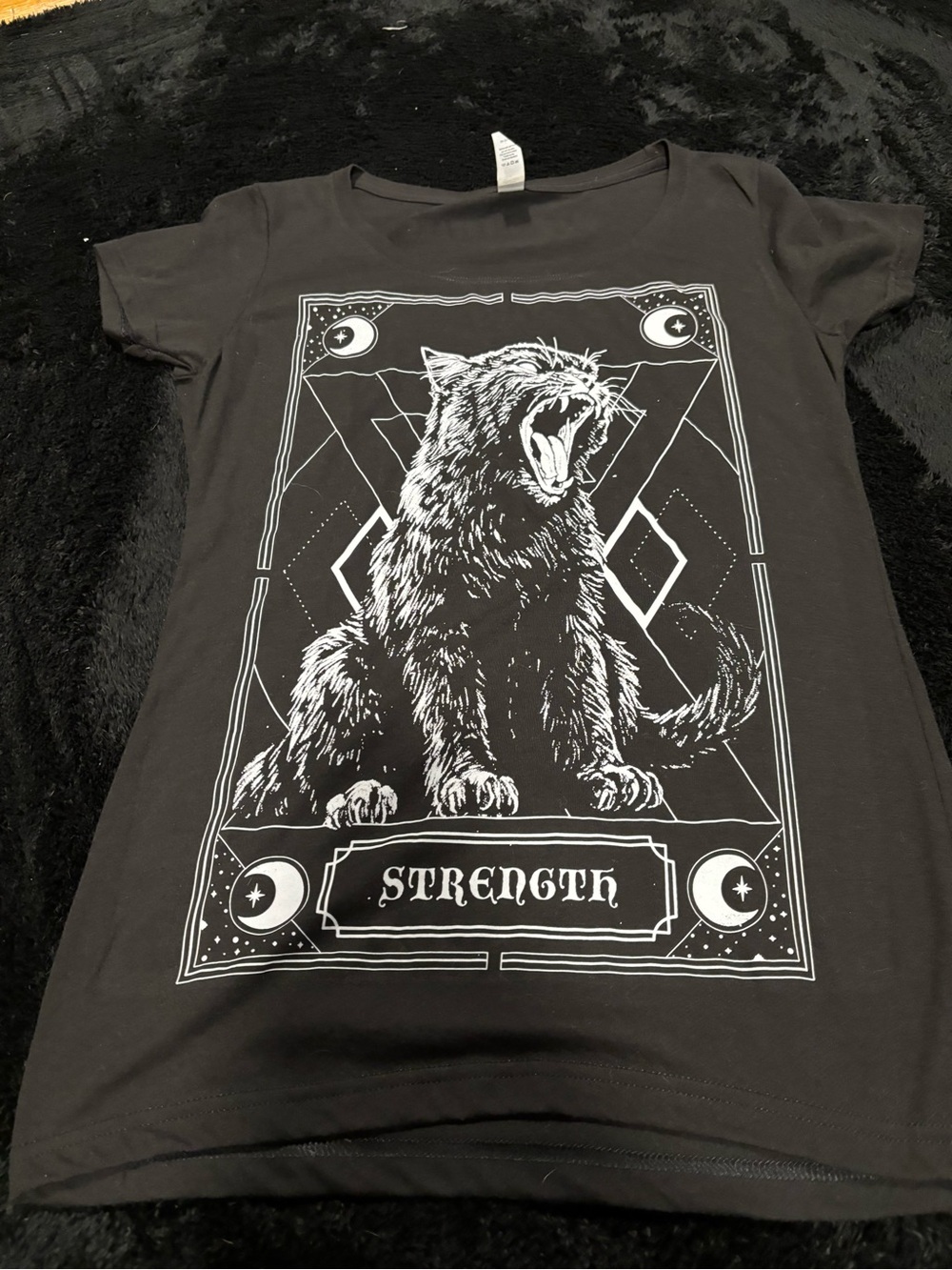 Tarot cat tshirt